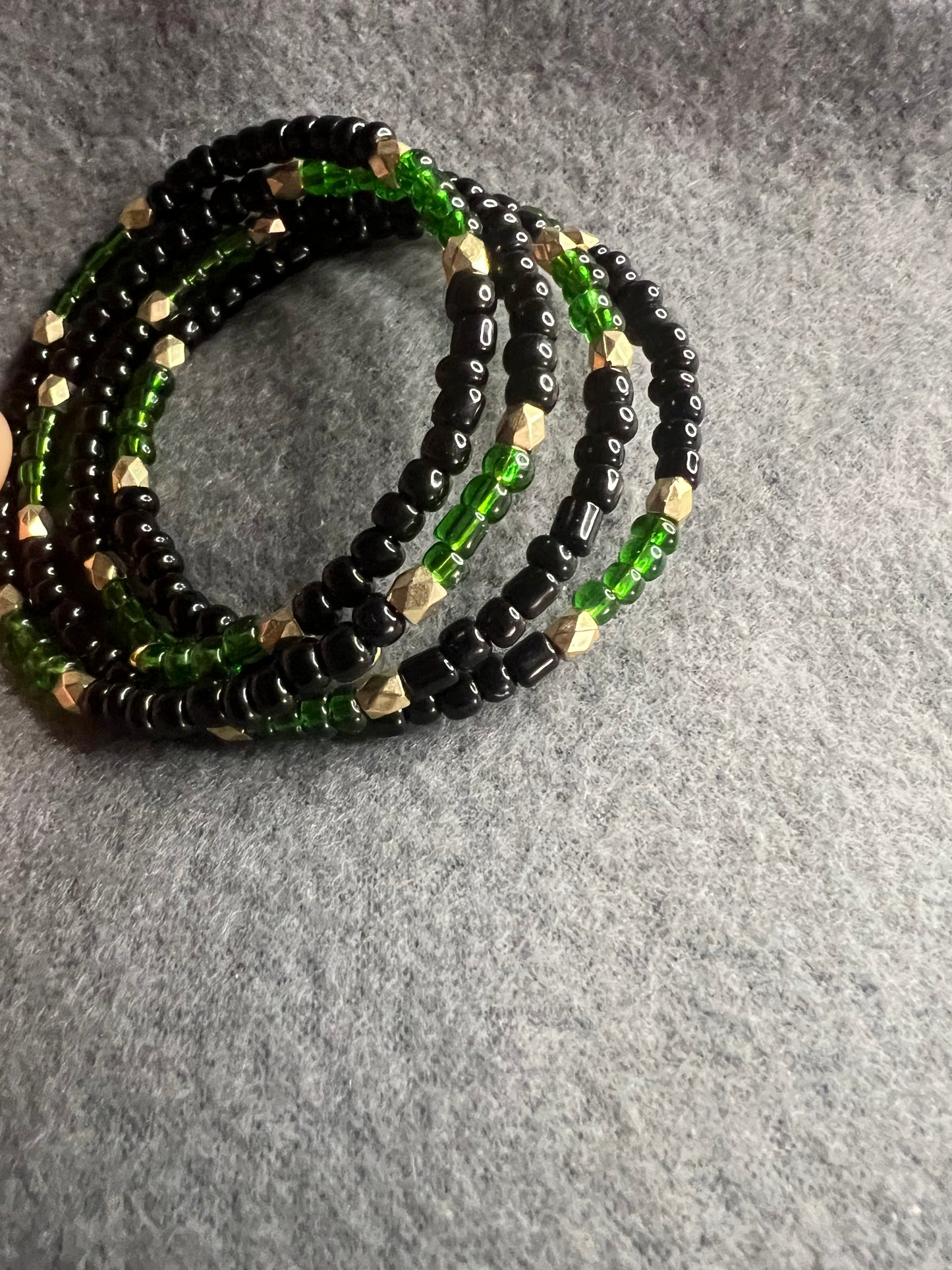 Black & Green Seed and Gold Bead Memory Wire Bracelet